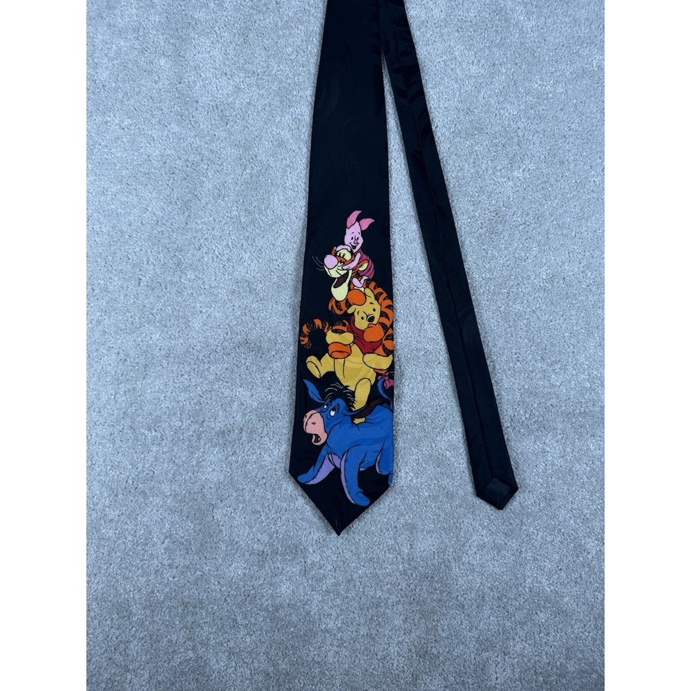 1996 Winnie the Pooh Men's Necktie‎ Tie Eeyore Piglet Tigger Looney Tunes Mania